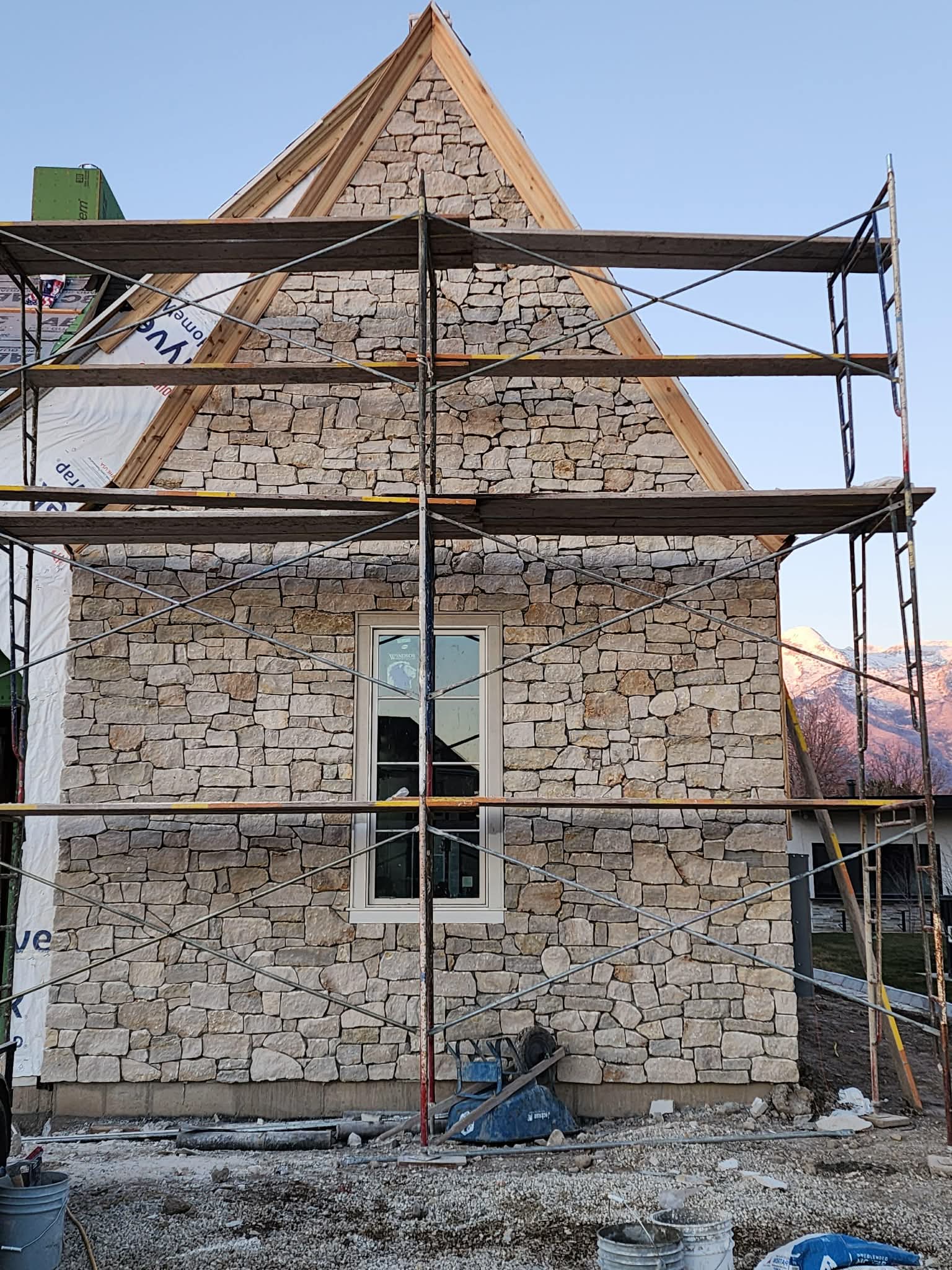Stone veneer